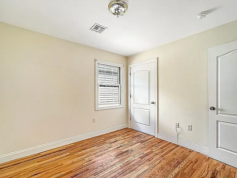 76 Dales Ave #3 — Photo 8
