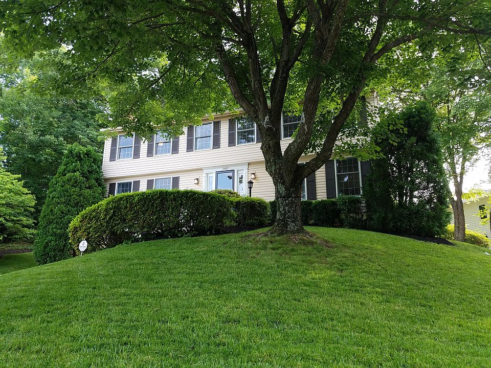 1st image of 15425 Silvan Glen Dr