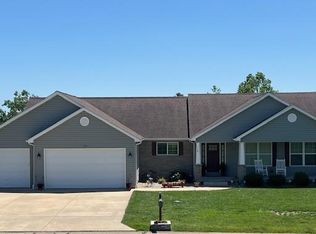 118 Weaver Ct, Festus, MO 63028