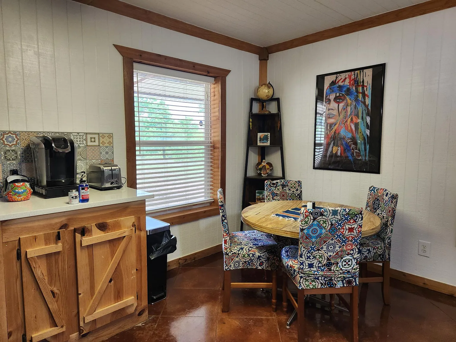 2951 E Shalmar Rd — Photo 4