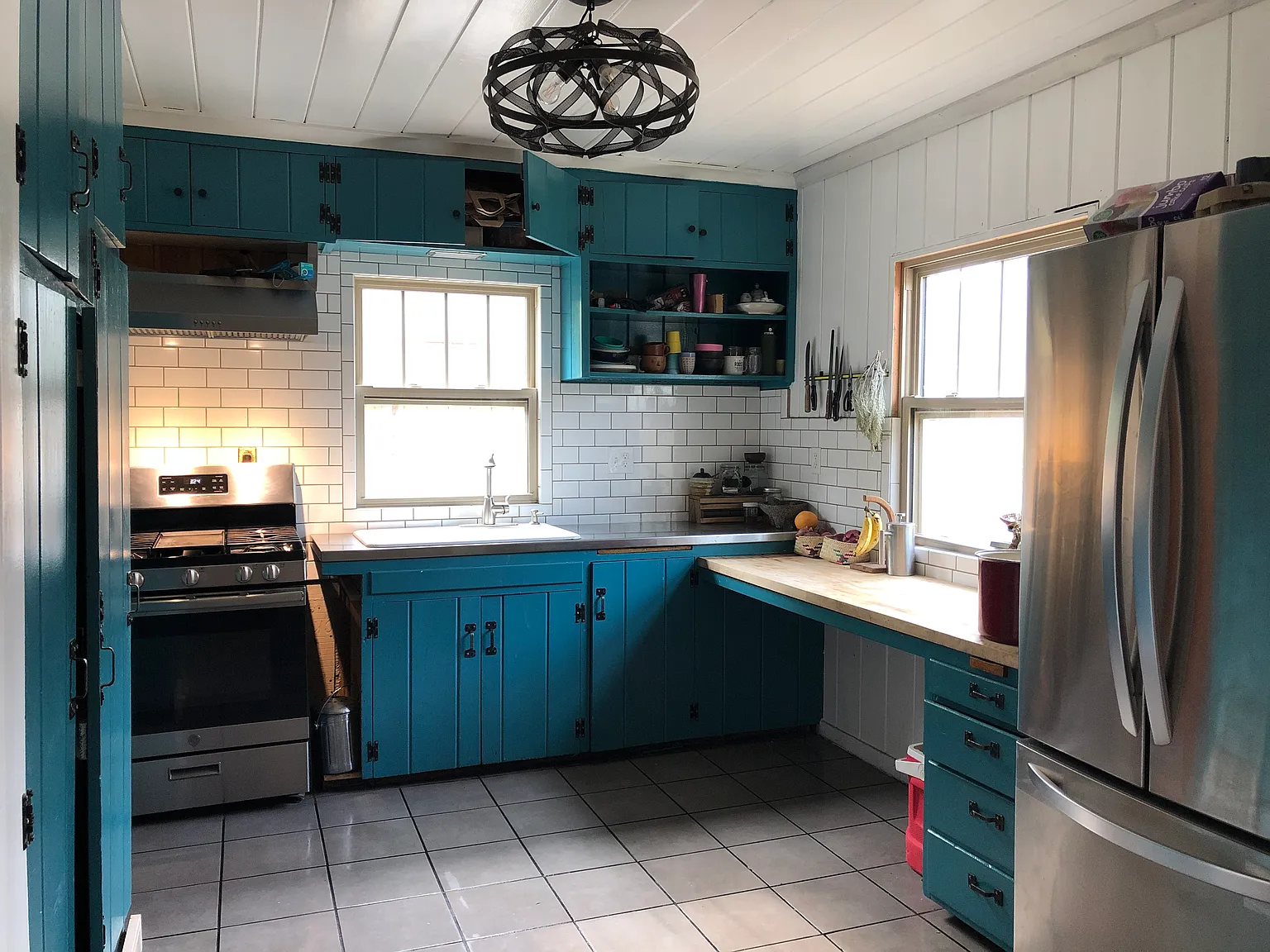 1525 Van Buren St — Photo 3