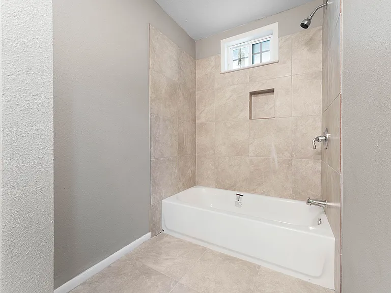3430 Sockwell Blvd — Photo 10