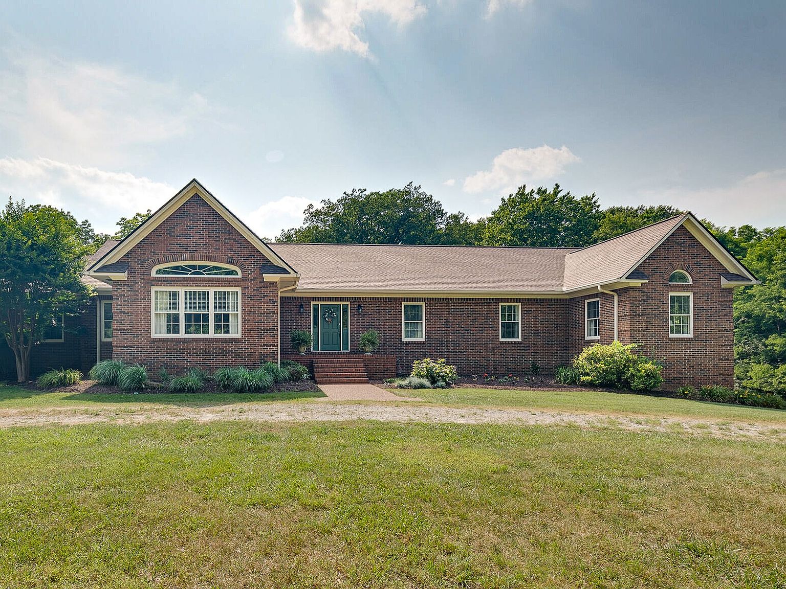 1426 Mooresville Pike, Columbia, TN 38401 Zillow