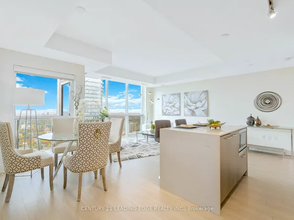 1 Yorkville Ave #4803, Toronto, ON M4W