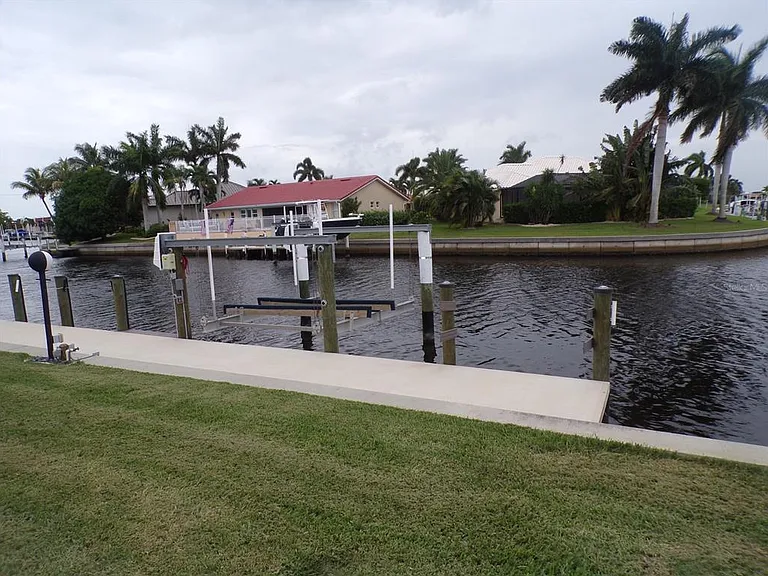 510 Medici Ct — Photo 18