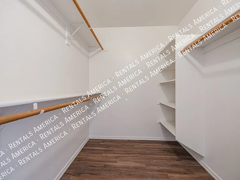 5351 W Saragosa St — Photo 18