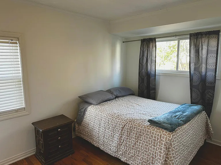 4505 Dahill Rd — Photo 9