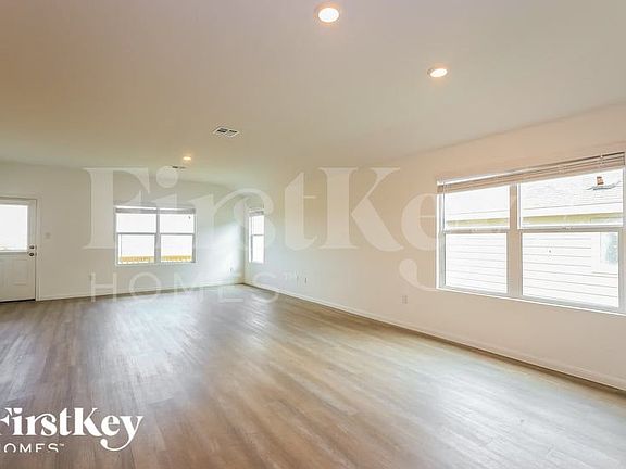 3rd image of 6758 Arid Way