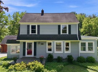 6291 Armor Duells Rd, Orchard Park, NY 14127