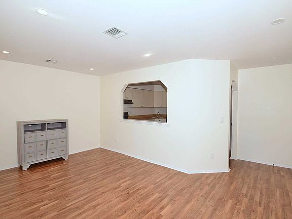 4th image of 1 Atlantic Ave APT 71