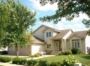 2668 Colleen St NE, Rochester, MN 55906