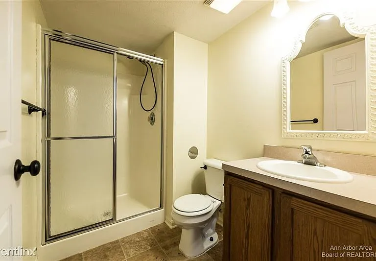 1381 Millbrook Trl #1 — Photo 9