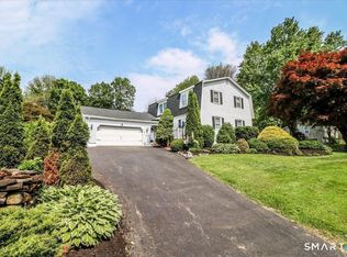 9 Monroe Dr, New Milford, CT 06776