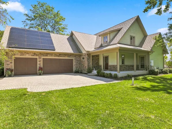 23737 W Milton Rd, Wauconda, IL 60084