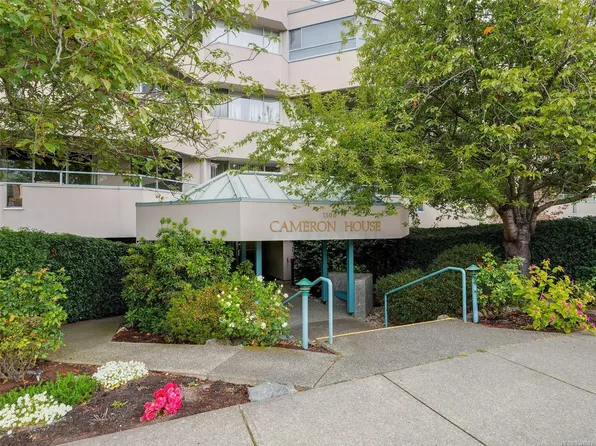 1100 Union Rd #207, Saanich, BC V8P 2J3