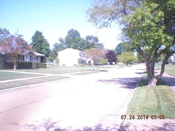 2nd image of 35520 Freed Dr