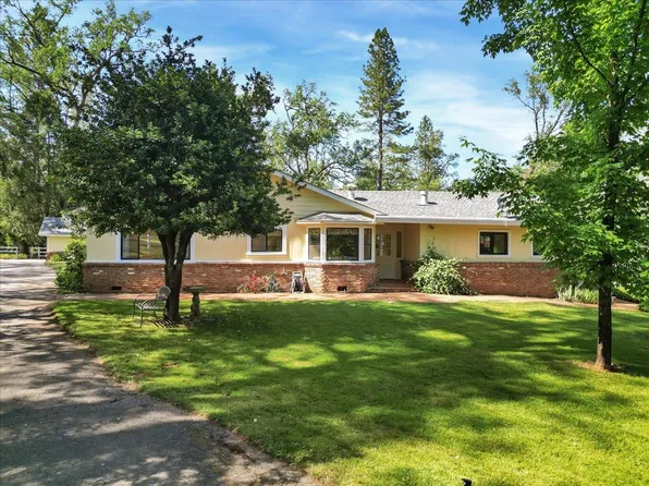 10334 Pleasant Valley Rd, Penn Valley, CA 95946