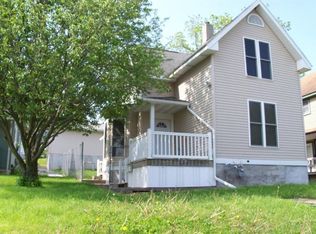 645 16th Ave SW #1, Cedar Rapids, IA 52404