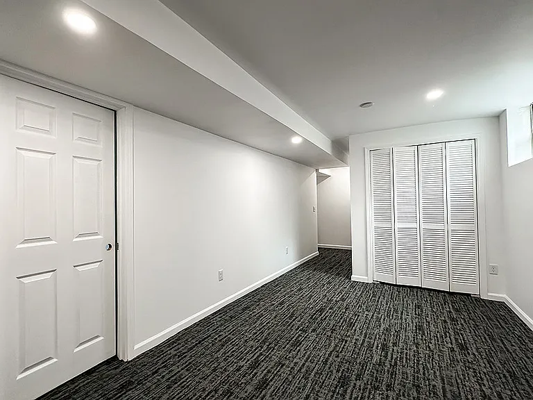 2122 Bancroft St — Photo 20