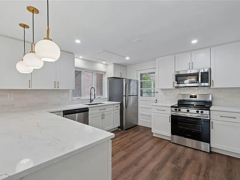 307 Roup Ave — Photo 6