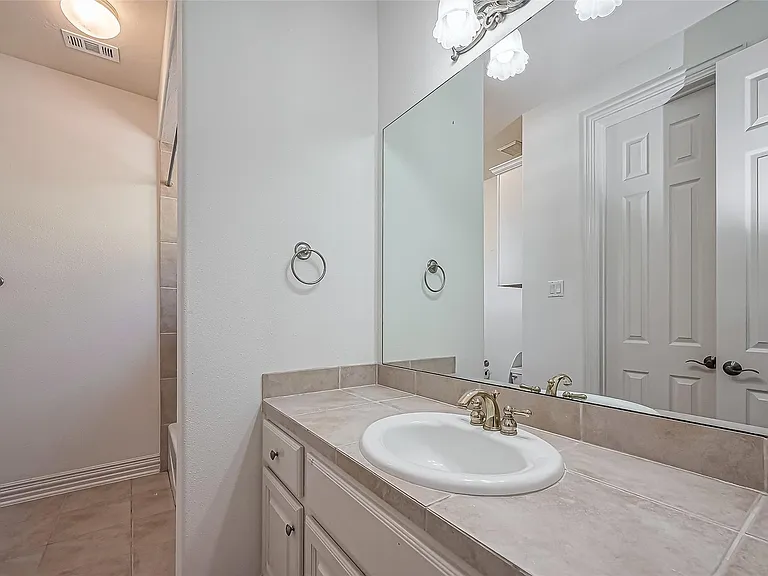 14010 Barnhart Blvd — Photo 29