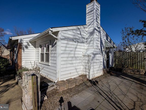 5th image of 13702 Pennsboro Dr