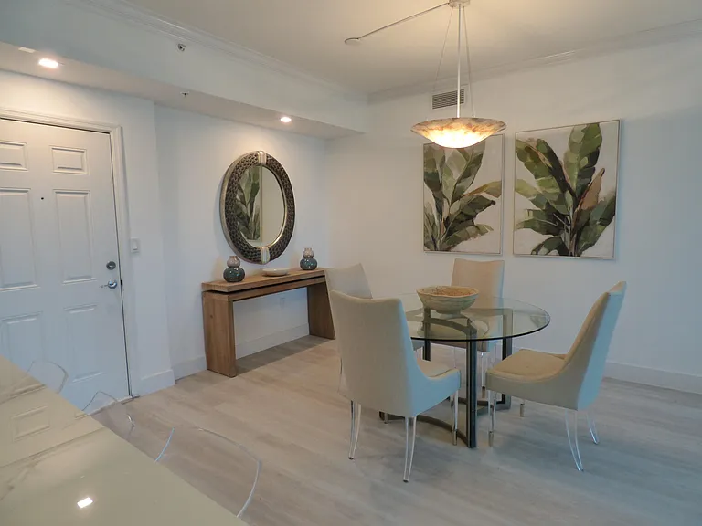 802 Windward Way #303 — Photo 8