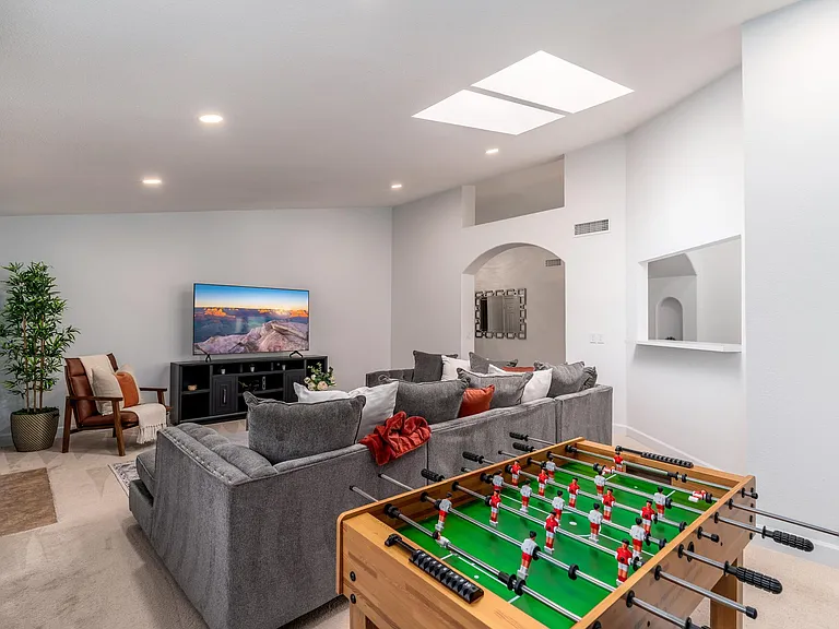 5139 E Fellars Dr — Photo 10