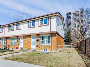 1230 Radom St N #18, Pickering, ON L1W3B8