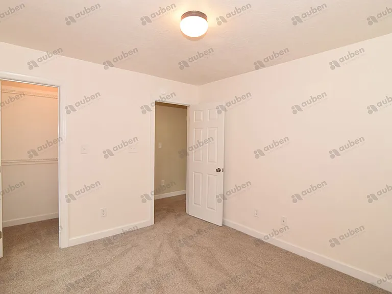801 Whitney Pass — Photo 35