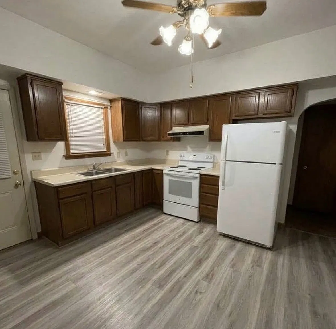 1 bed, 700 sqft, $900 — Photo 4