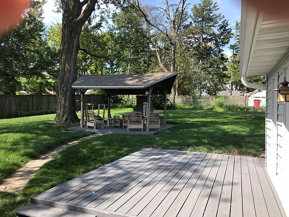 4th image of 3907 Emerald Dr