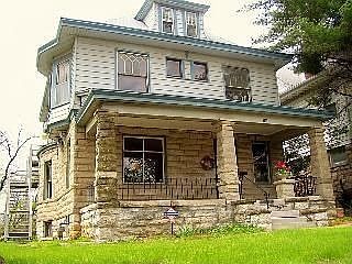 1st image of 528 Spruce Ave