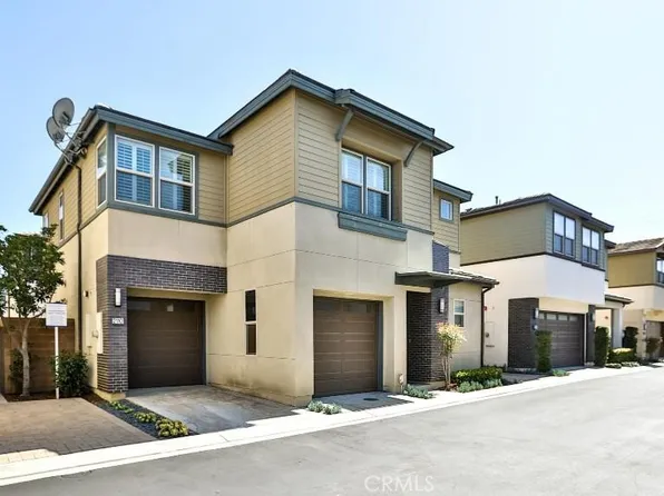 2110 Harper Way, Costa Mesa, CA 92627