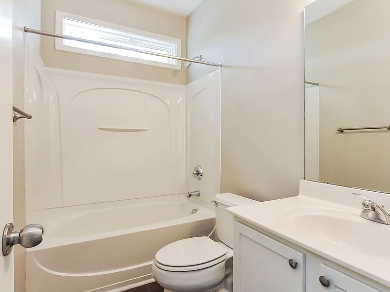 607 Bellefont Ct — Photo 13