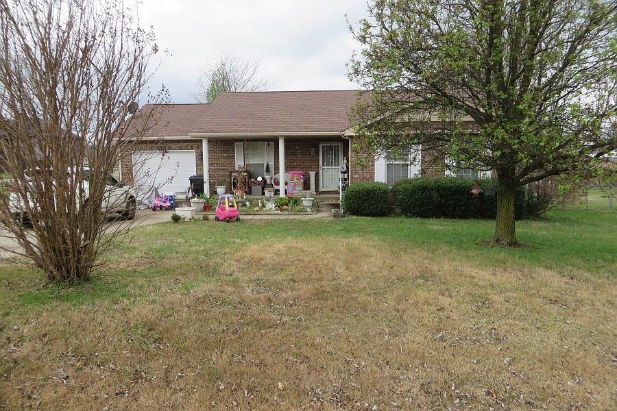 1st image of 2212 Kim Dr