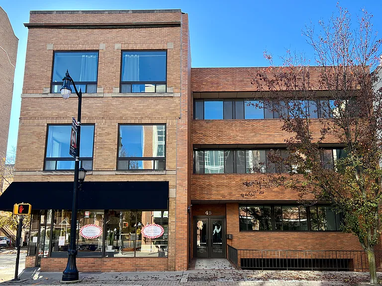 45 E Northampton St #204 — Photo 9