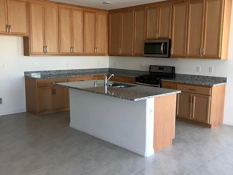 1567 Sparrowhawk St — Photo 3