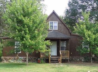 71 Lombarley Rd, Gray Court, SC 29645