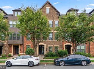 43451 Charitable St, Ashburn, VA 20148