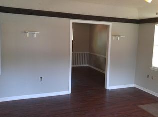 199 Brittney Ln, Hinesville, GA 31313