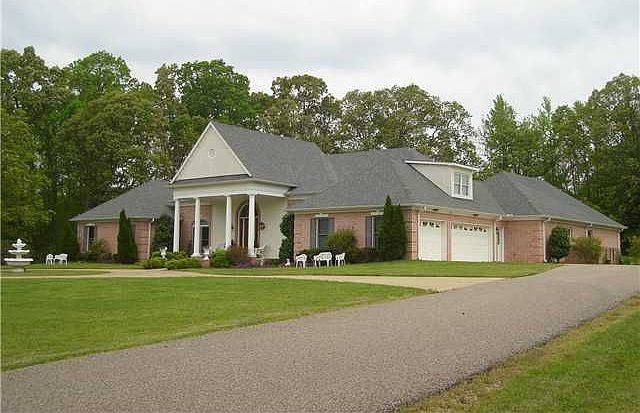 1st image of 3570 Feathers Chapel Dr