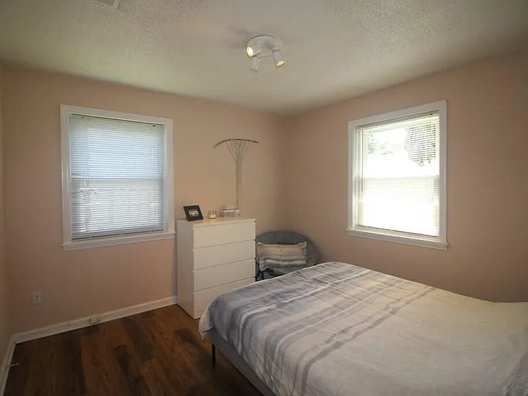 818 Ona Dr — Photo 14