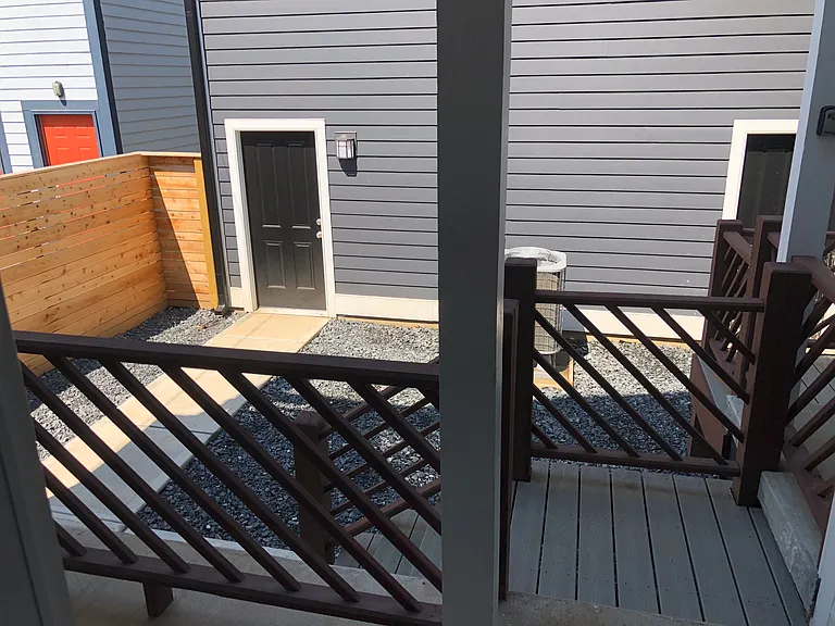 2036.5 Ruckle St — Photo 29