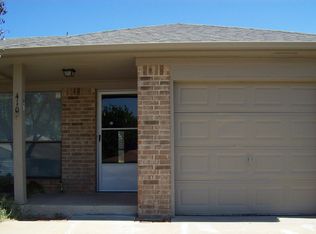 410 S Greengate Dr, Yukon, OK 73099