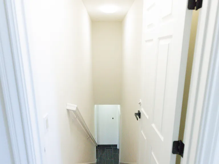 5070 Cochrane Ave — Photo 26