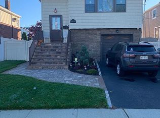 2453 Riverside Dr, Wantagh, NY 11793