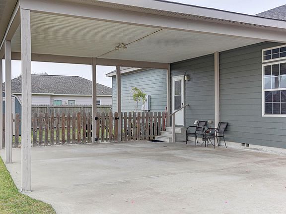 5th image of 129 Stoneburg Dr