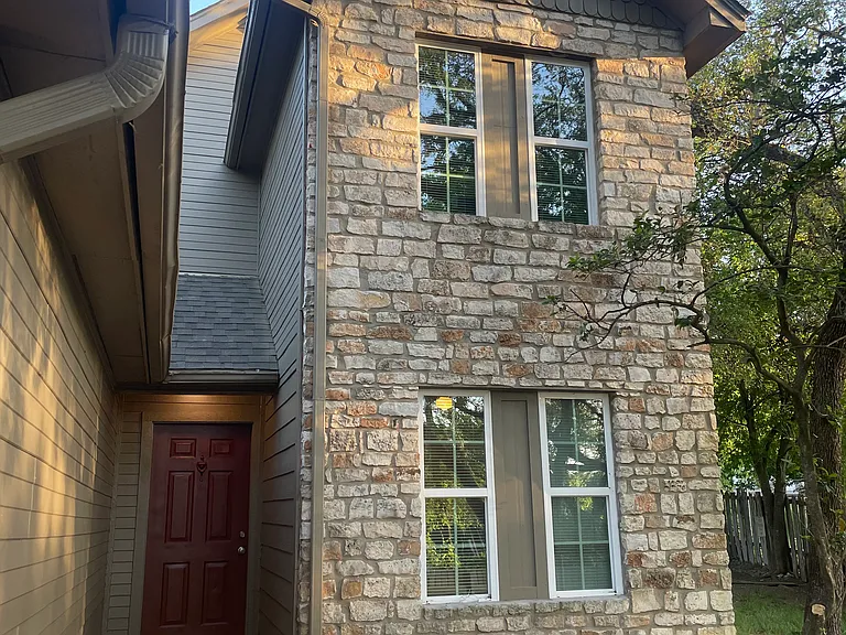 116-114 Hughson Ct — Photo 15
