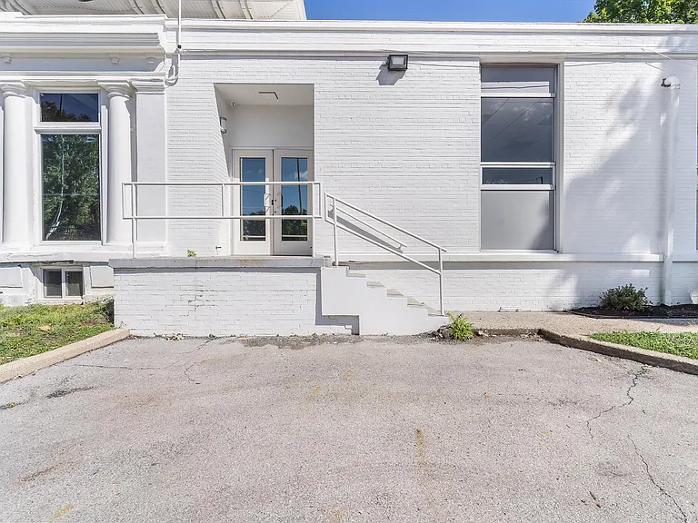 3445 Washington Blvd — Photo 13